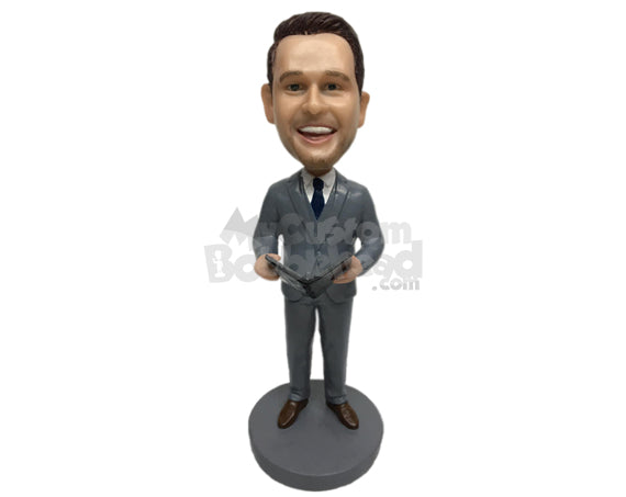 Custom Bobblehead Wedding Officiant Ready To Marry The Wedding Couple - Wedding & Couples Groomsman & Best Men Personalized Bobblehead & Cake Topper