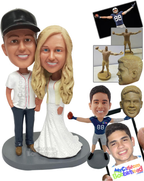 Couple Wearing Casual and Comfortable Clothes Personalized Bobblehead