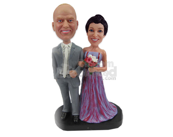 Bride & Groom in Classic Wedding Outfits Personalized Bobblehead